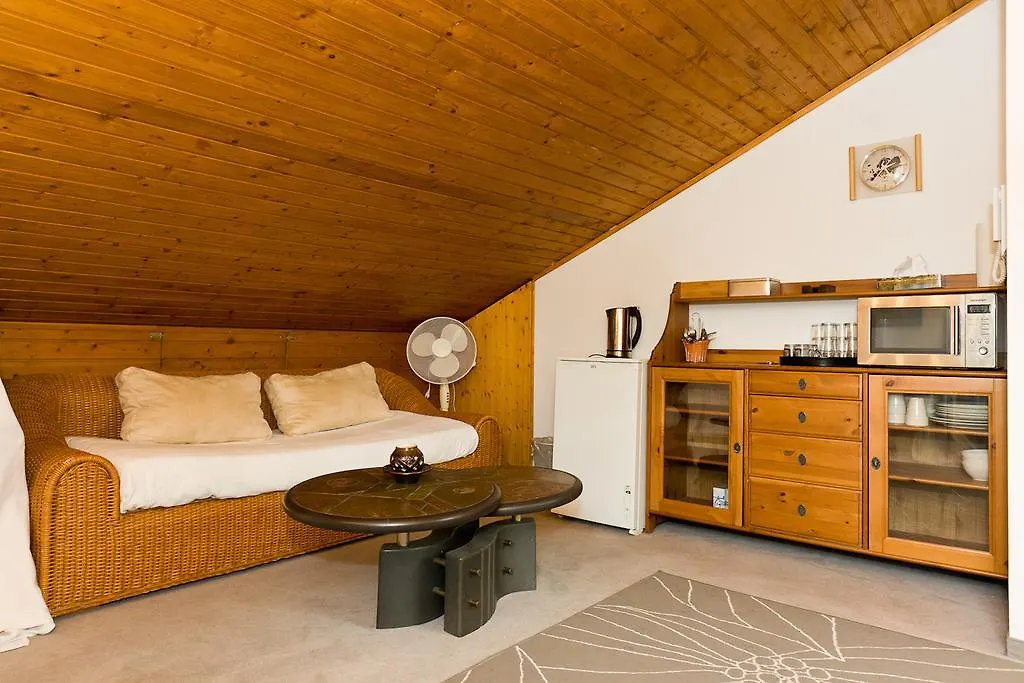 Bed And Breakfast Zeevat München Bed & Breakfast