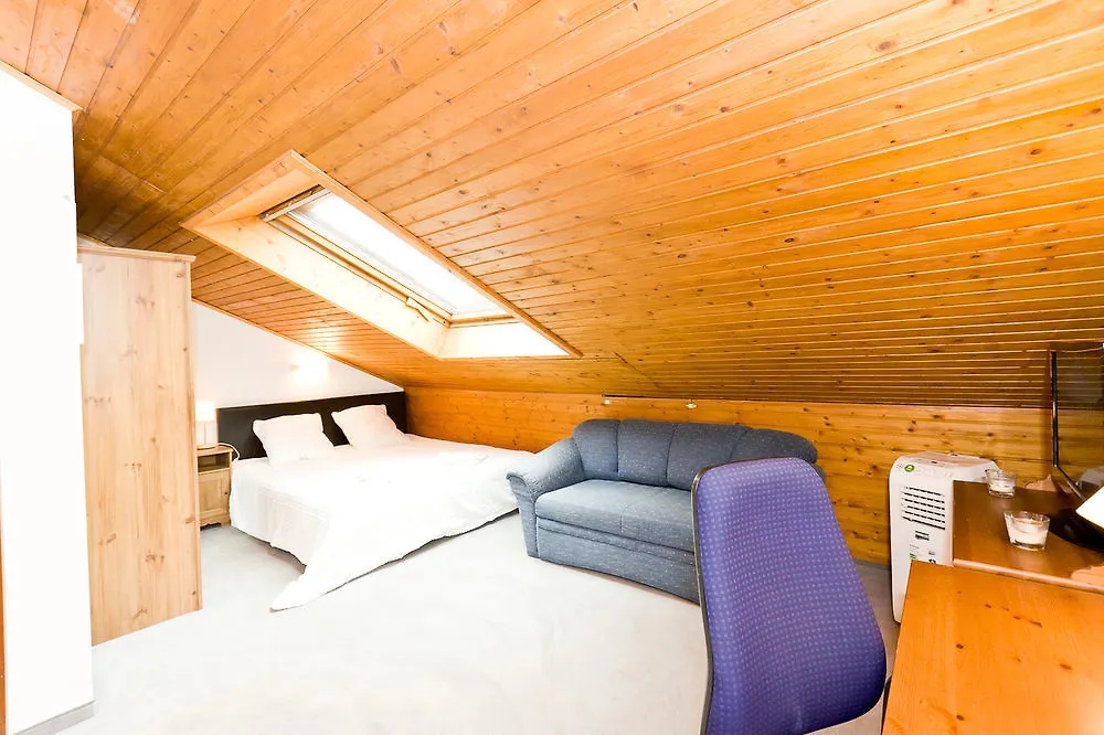 *** Frühstückspension Bed And Breakfast Zeevat München Deutschland