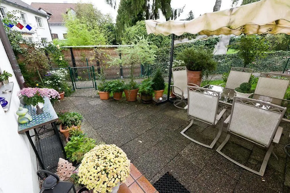 Bed And Breakfast Zeevat München Deutschland