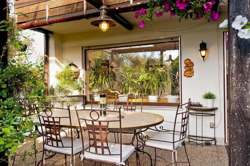 Frühstückspension Bed And Breakfast Zeevat München